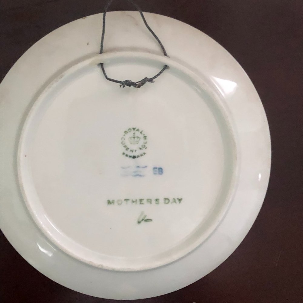 VTG Royal Copenhagen Denmark 6" Mors Dag 1975 Mother's Day Collector Plate - Picture 3 of 5